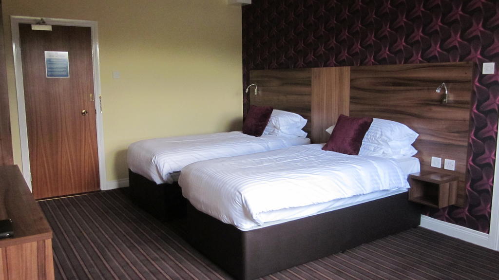 Mourne Country Hotel Ньюри Номер фото